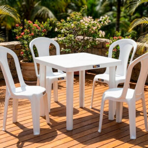 Conjunto Mesa Quadrada com 4 Cadeiras Protagy Branca ou Preta – Perfeito para Jardim, Varanda e Área Externa